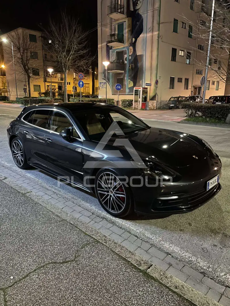 2017 Porsche Panamera