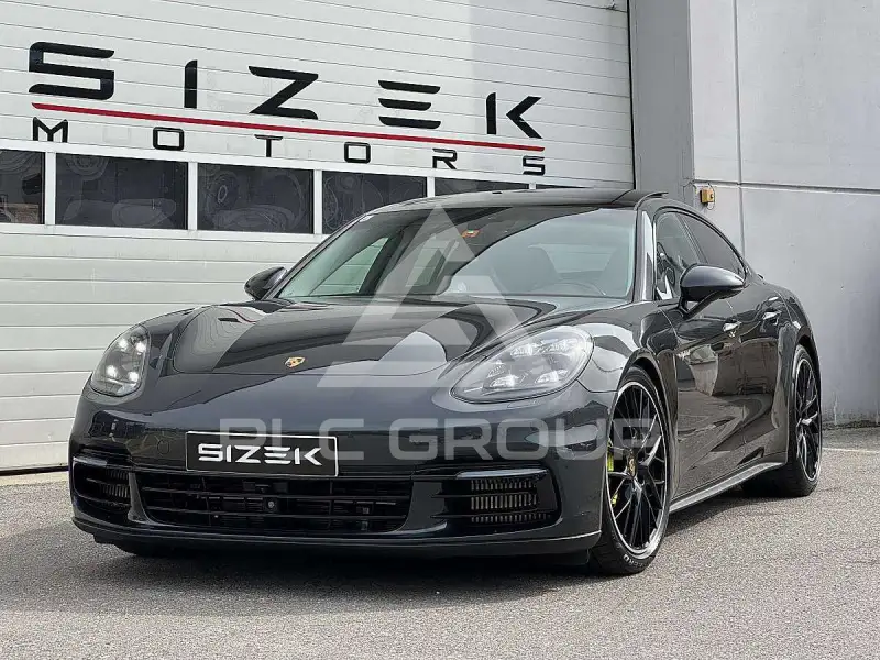 2017 Porsche Panamera