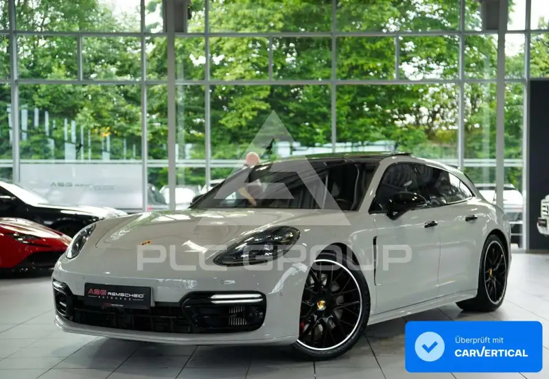 2017 Porsche Panamera