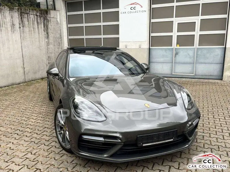 2017 Porsche Panamera