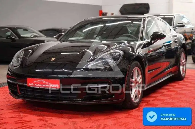2017 Porsche Panamera