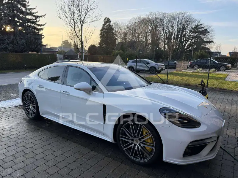 2017 Porsche Panamera