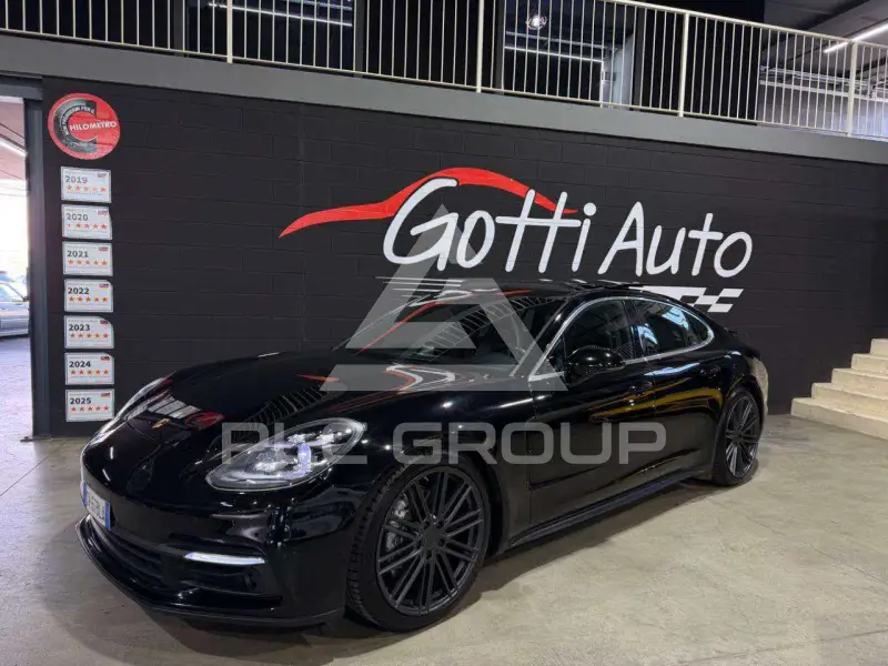 2017 Porsche Panamera
