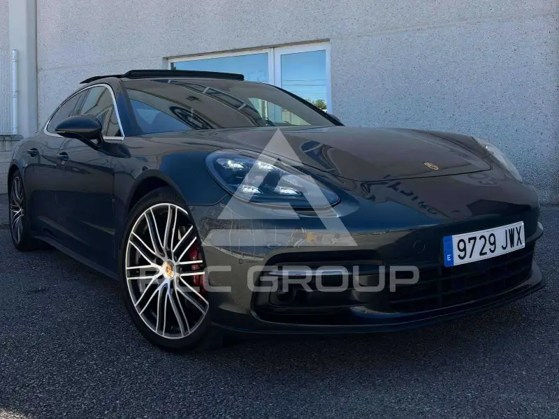 2017 Porsche Panamera