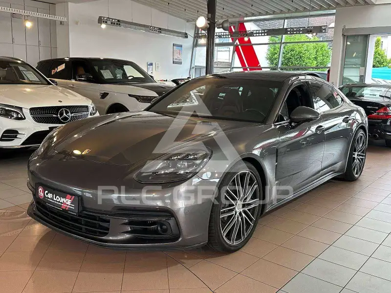 2017 Porsche Panamera