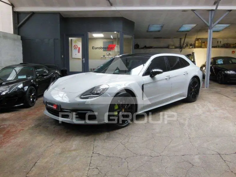 2017 Porsche Panamera