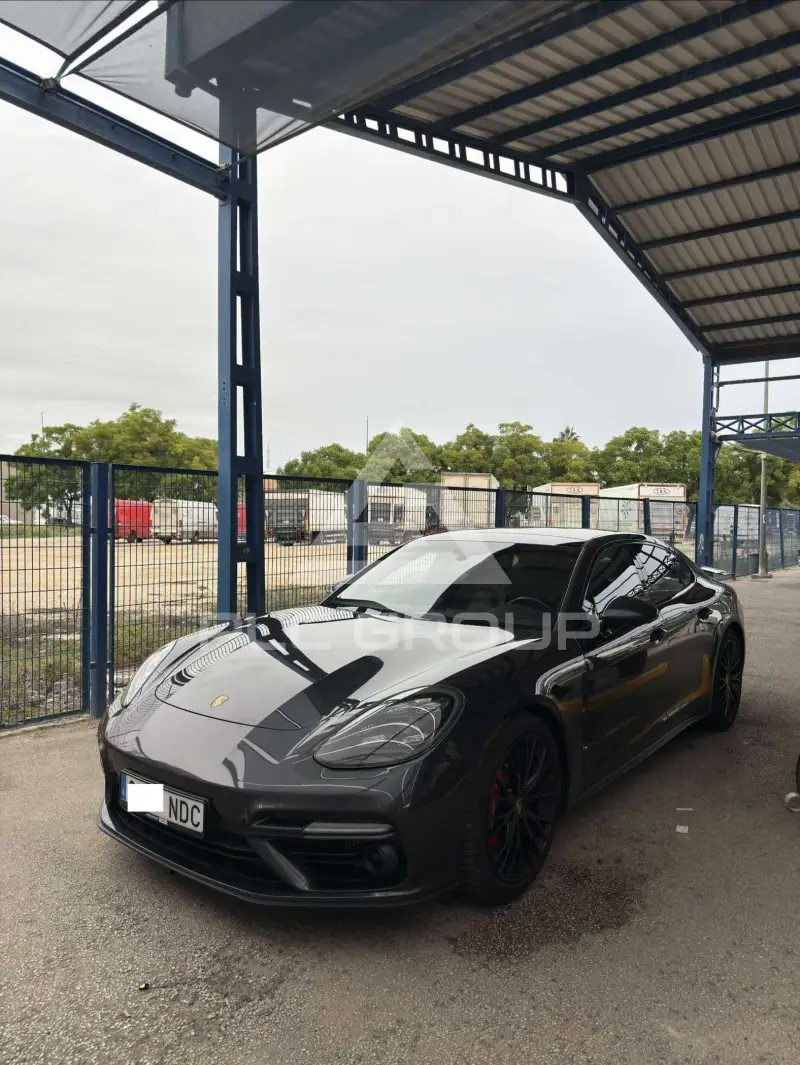 2017 Porsche Panamera