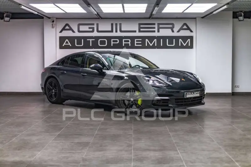 2017 Porsche Panamera