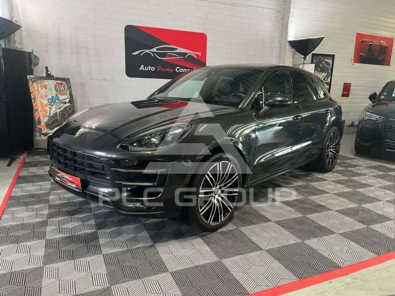 2017 Porsche MACAN