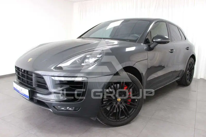 2017 Porsche MACAN