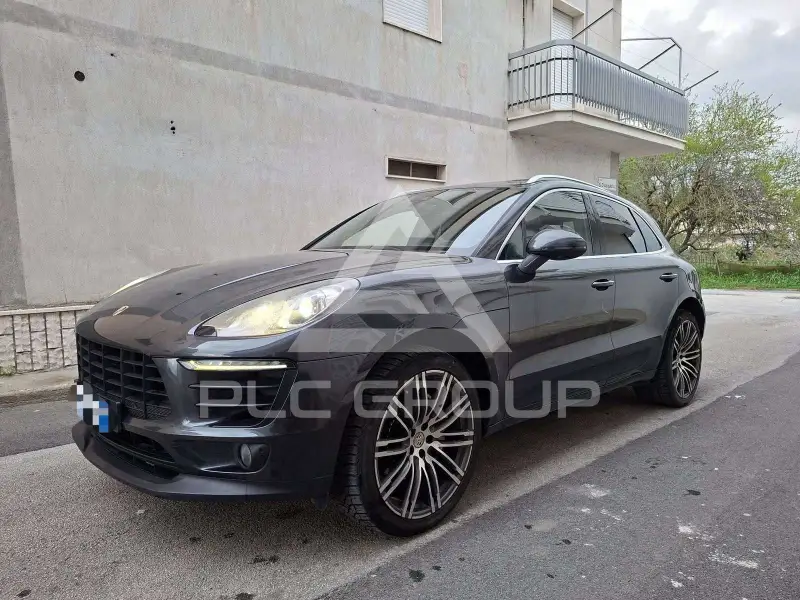 2017 Porsche MACAN