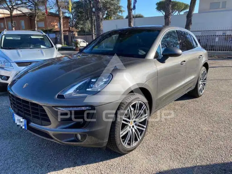 2017 Porsche MACAN