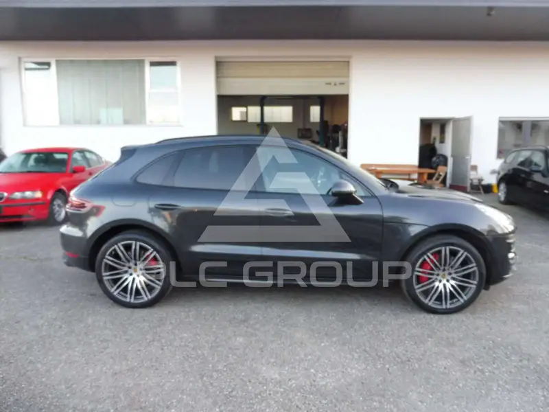 2017 Porsche MACAN