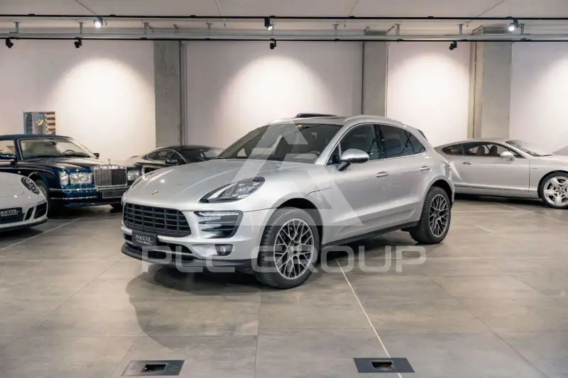 2017 Porsche MACAN