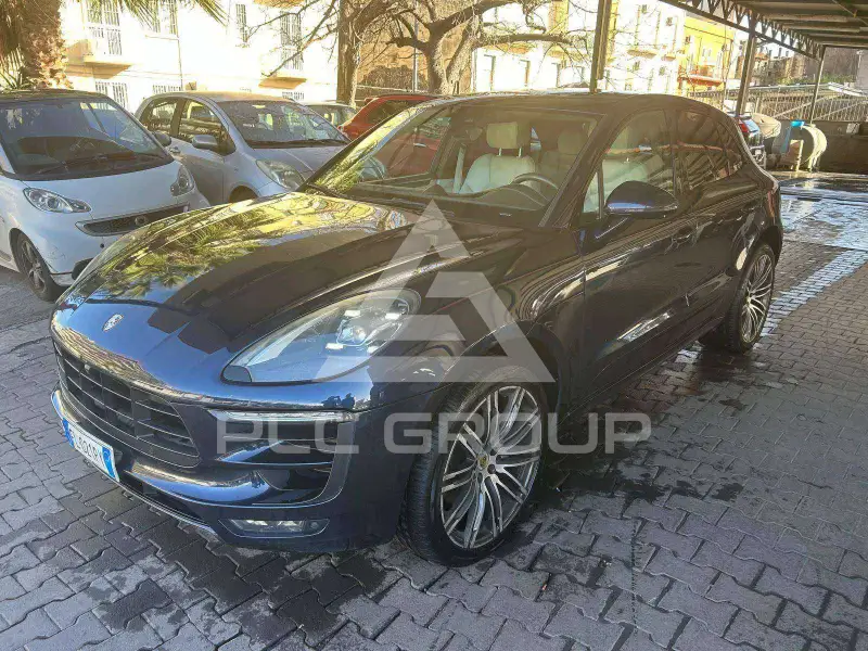 2017 Porsche MACAN