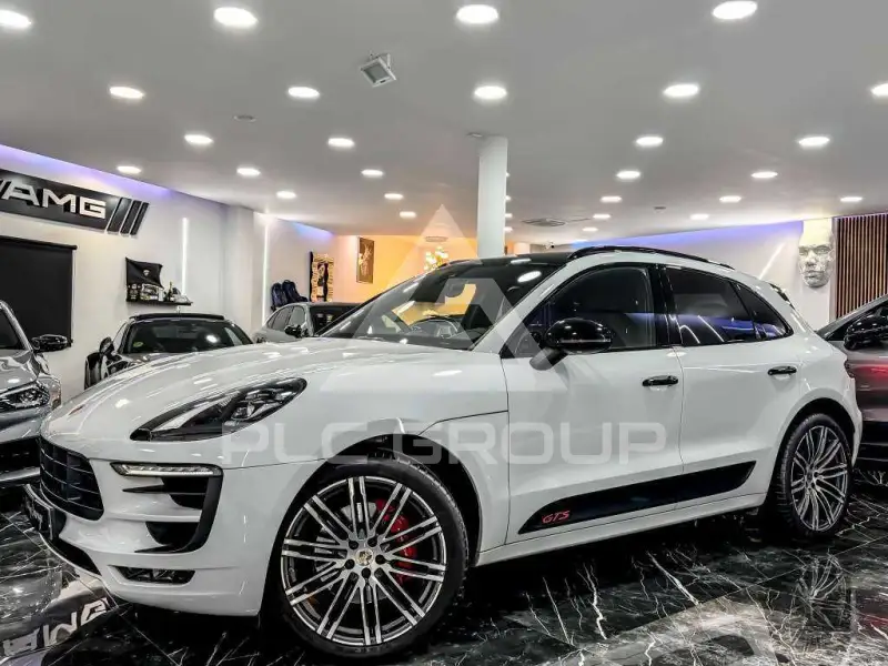 2017 Porsche MACAN