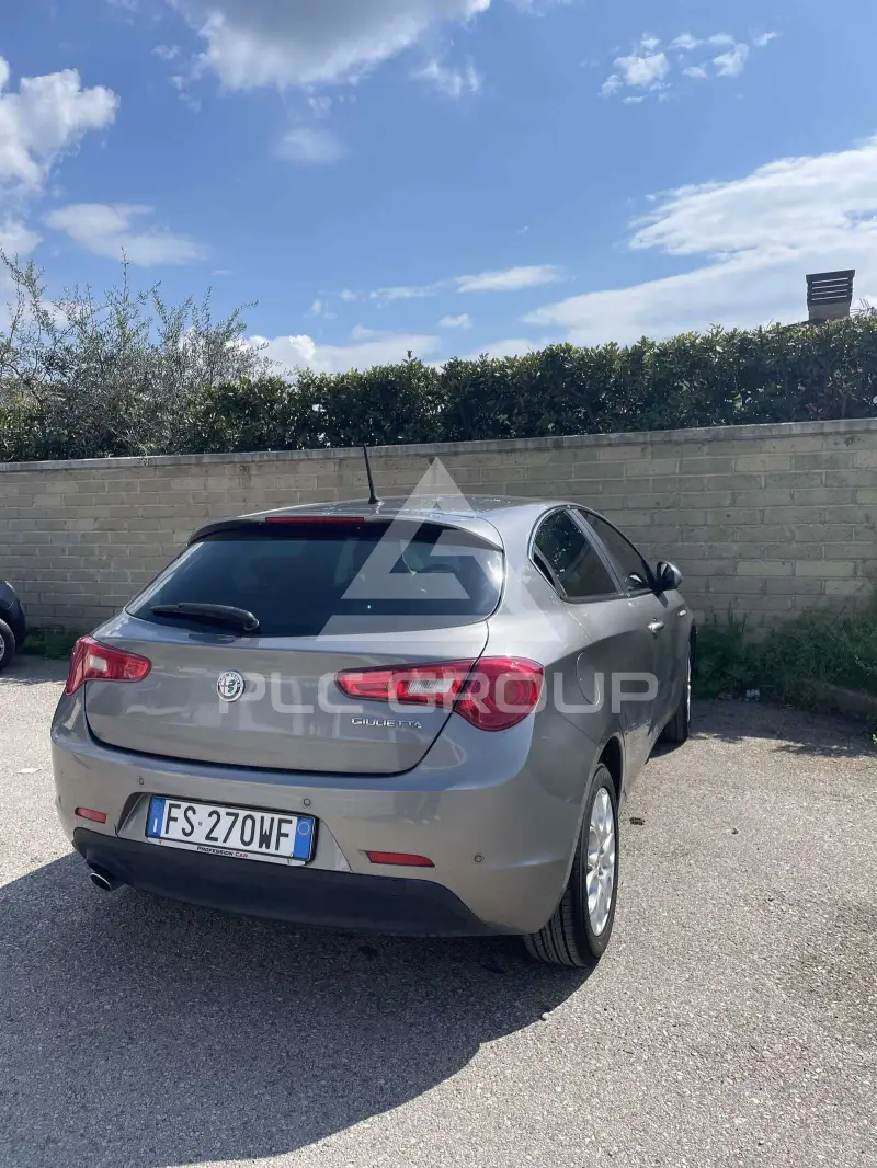 2017 Alfa Romeo Giulia