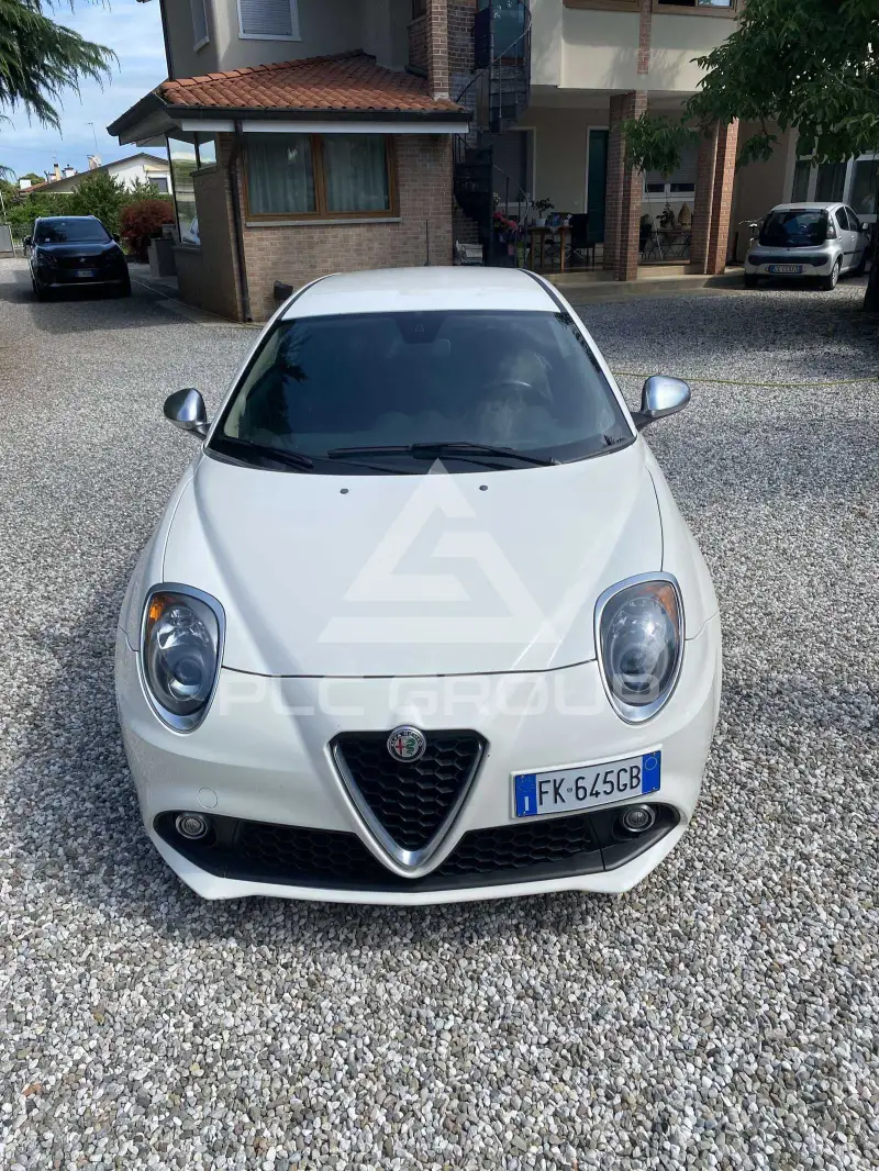 2017 Alfa Romeo Mito