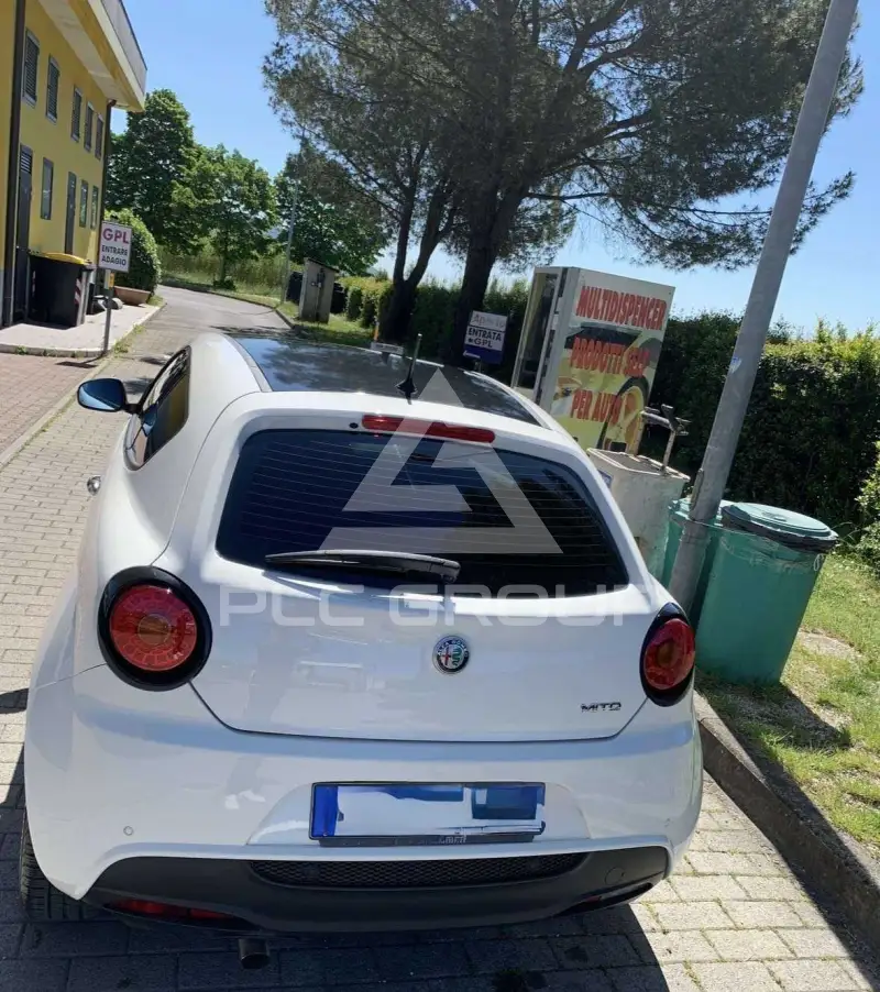 2017 Alfa Romeo Mito