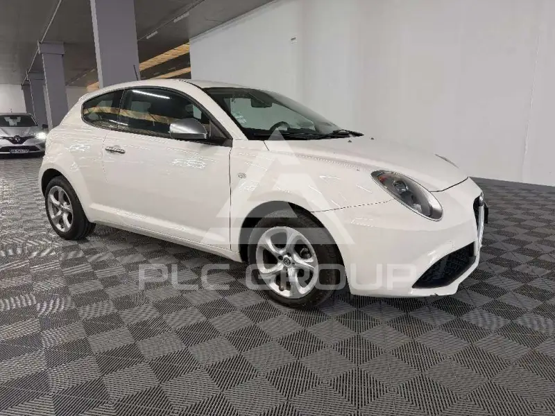 2017 Alfa Romeo Mito
