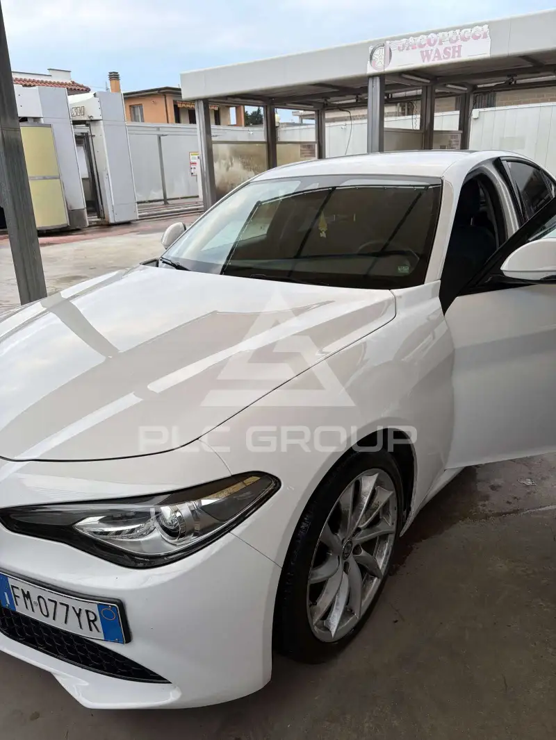 2017 Alfa Romeo Giulia