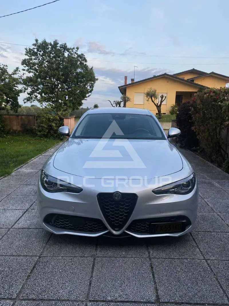 2017 Alfa Romeo Giulia