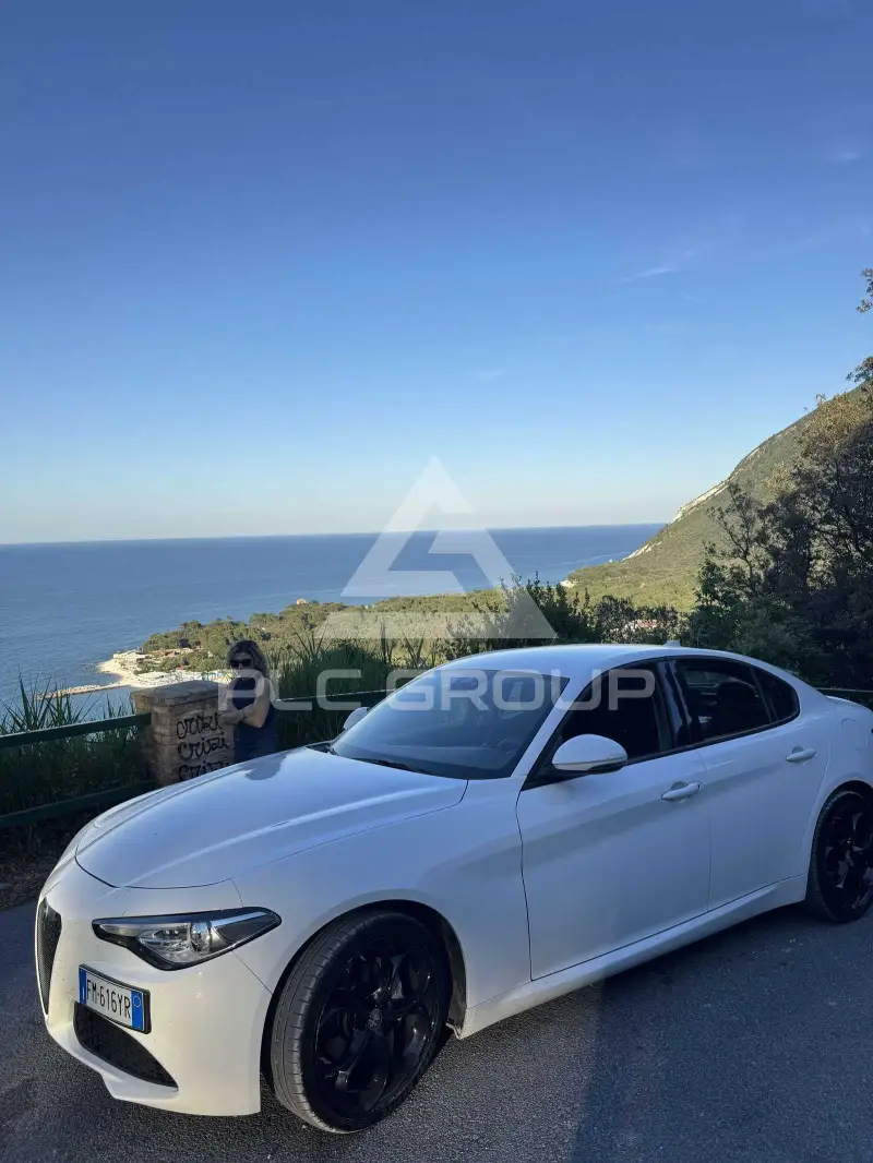 2017 Alfa Romeo Giulia