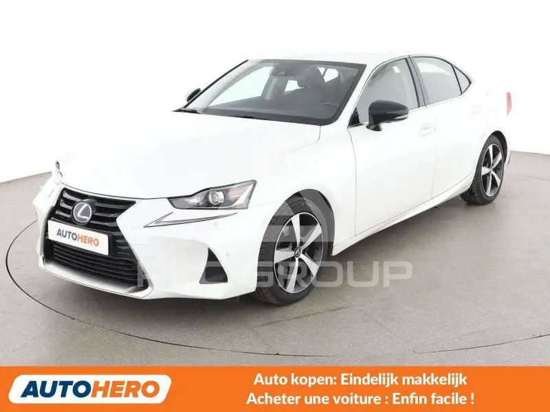 2017 Lexus IS300