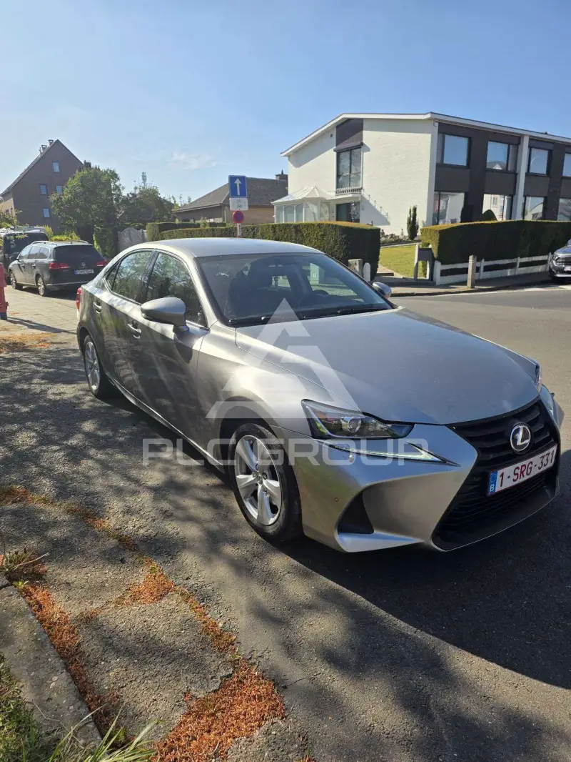 2017 Lexus IS300