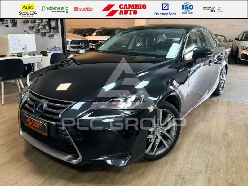 2017 Lexus IS300