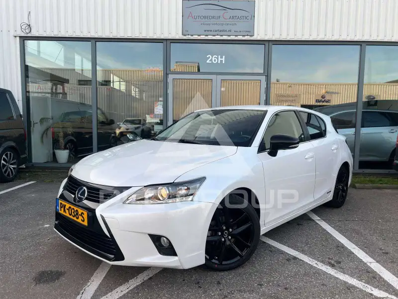 2017 Lexus CT200