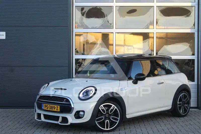 2017 Mini COOPER