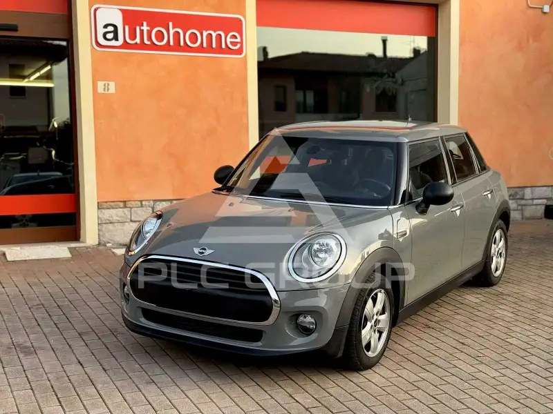 2017 Mini COOPER