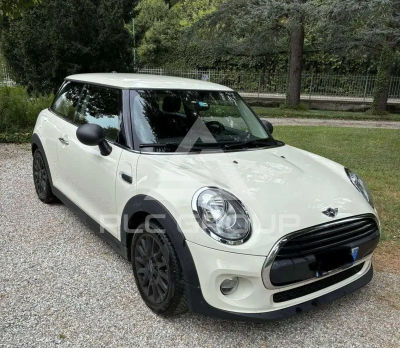 2017 Mini COOPER