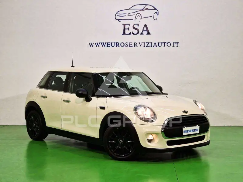 2017 Mini COOPER