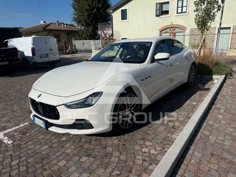 2017 Maserati GHIBLI