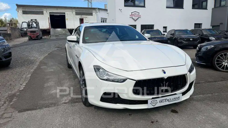 2017 Maserati GHIBLI