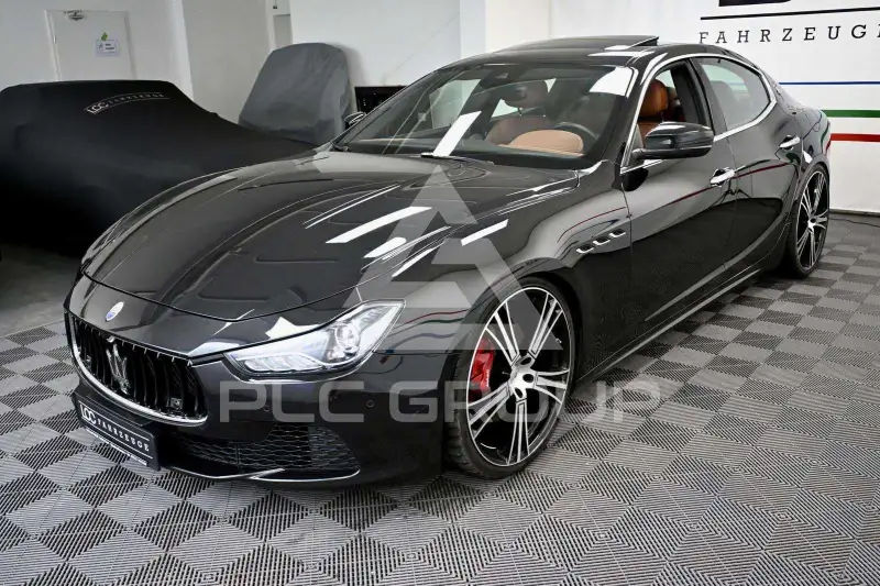 2017 Maserati GHIBLI