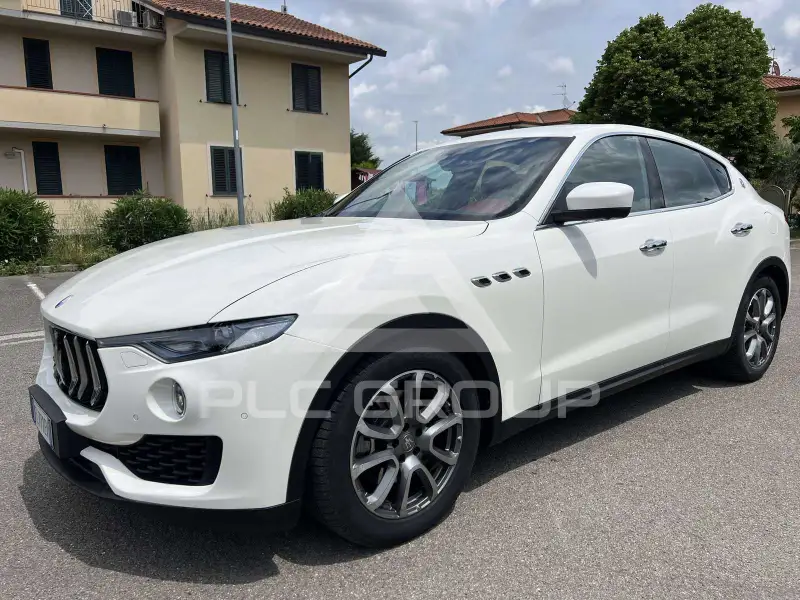 2017 Maserati LEVANTE