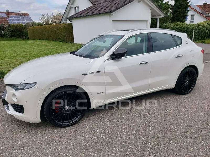 2017 Maserati LEVANTE