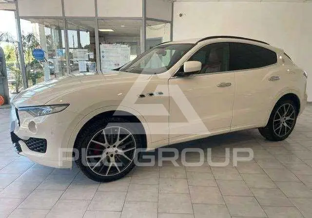 2017 Maserati LEVANTE