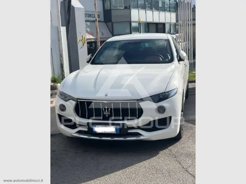 2017 Maserati LEVANTE