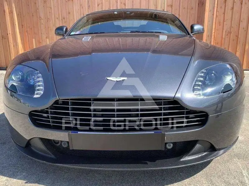 2017 Aston Martin V8
