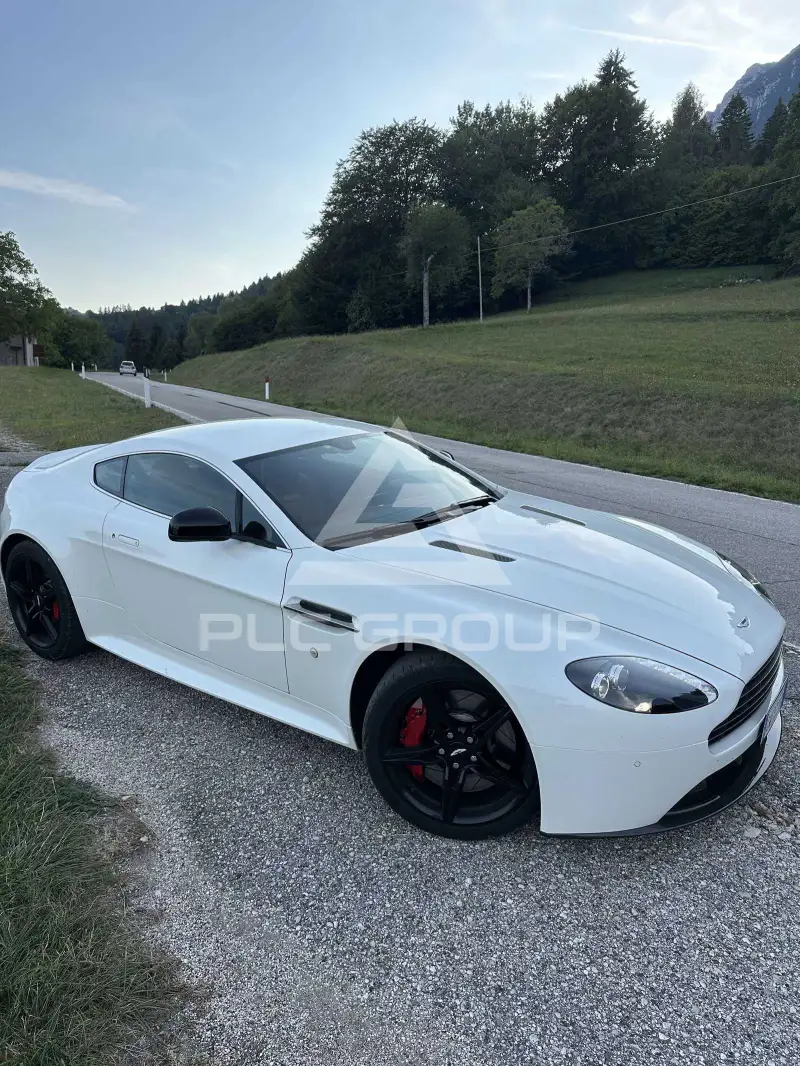 2017 Aston Martin Vantage
