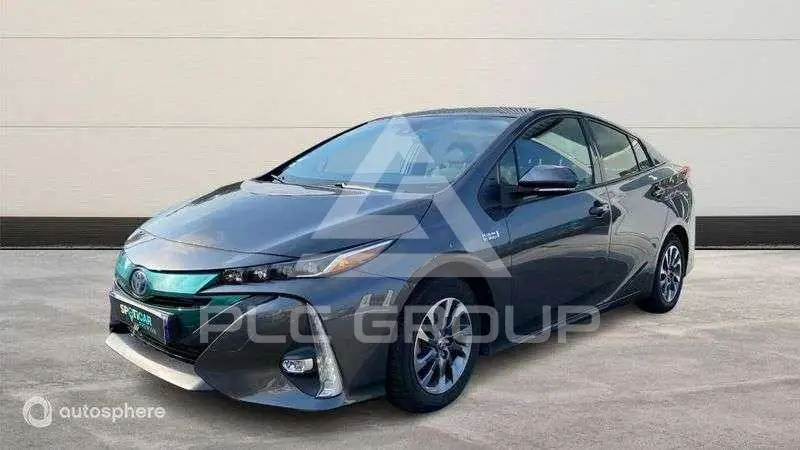 2017 Toyota PRIUS