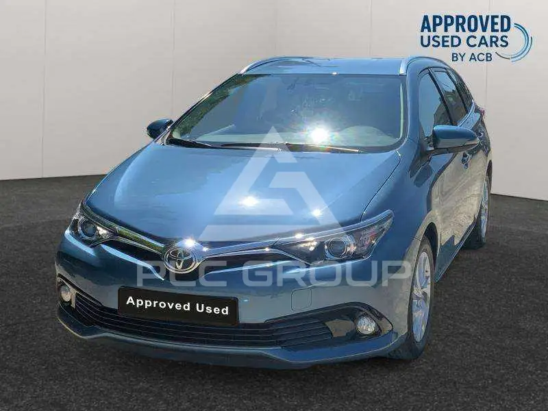 2017 Toyota AURIS