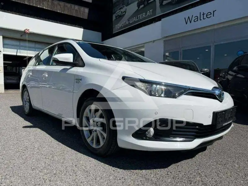 2017 Toyota AURIS