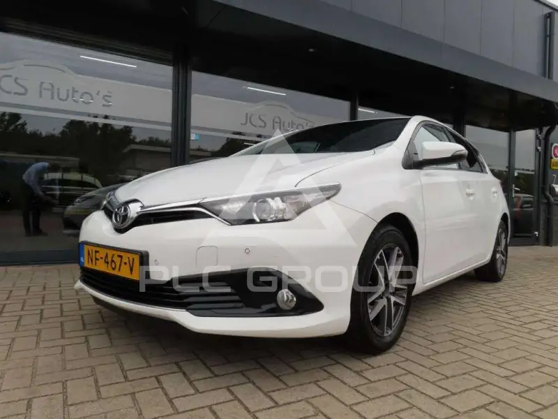 2017 Toyota AURIS