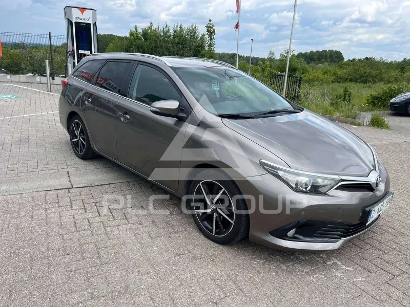 2017 Toyota AURIS