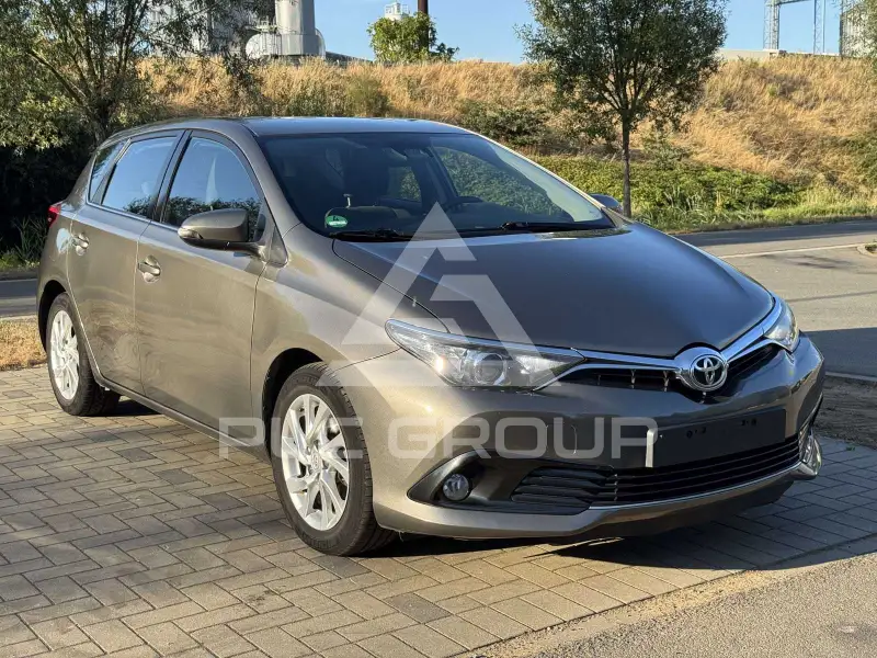 2017 Toyota AURIS